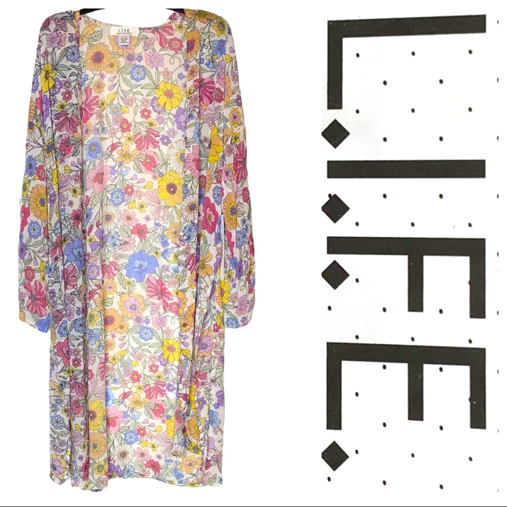 Brand New! L.I.F.E Long Sleeve Floral Duster/Swimsuit Cover Up. Size L
